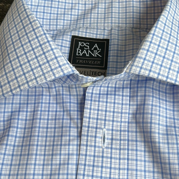 Jos A Bank Traveler Travel Tech. Tailored Fit 17 - 36 - Picture 9 of 13